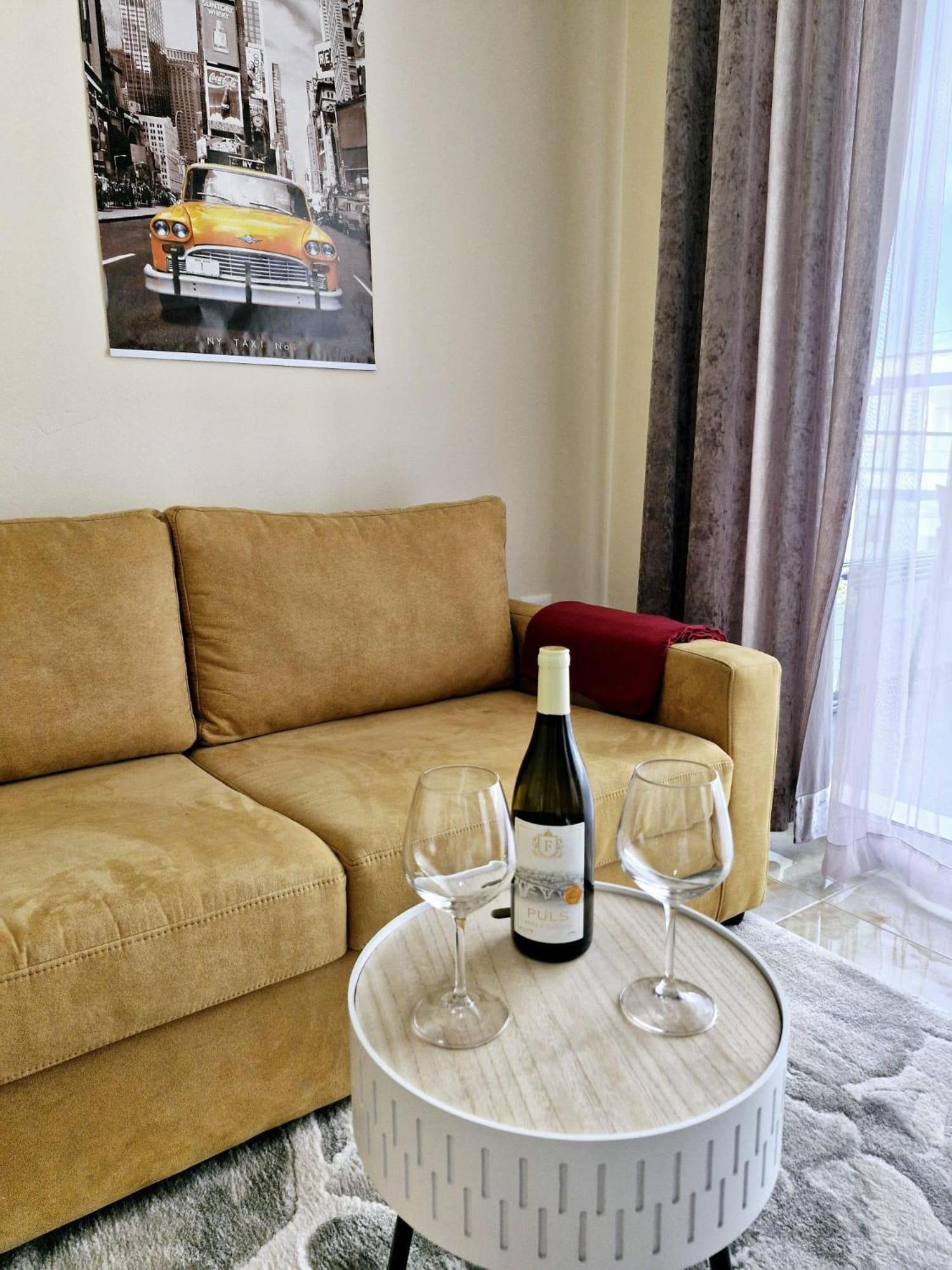 Sunset Vista Retreat Apartment Vlore Bagian luar foto