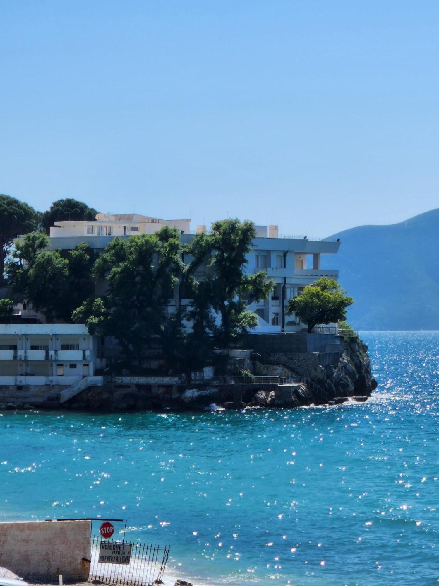 Sunset Vista Retreat Apartment Vlore Bagian luar foto